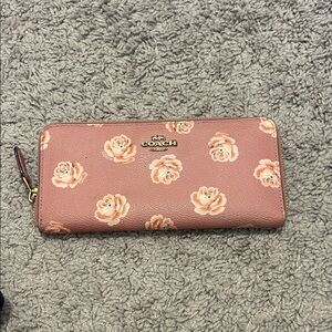 Coach Rose Patterned Women's Wallet
